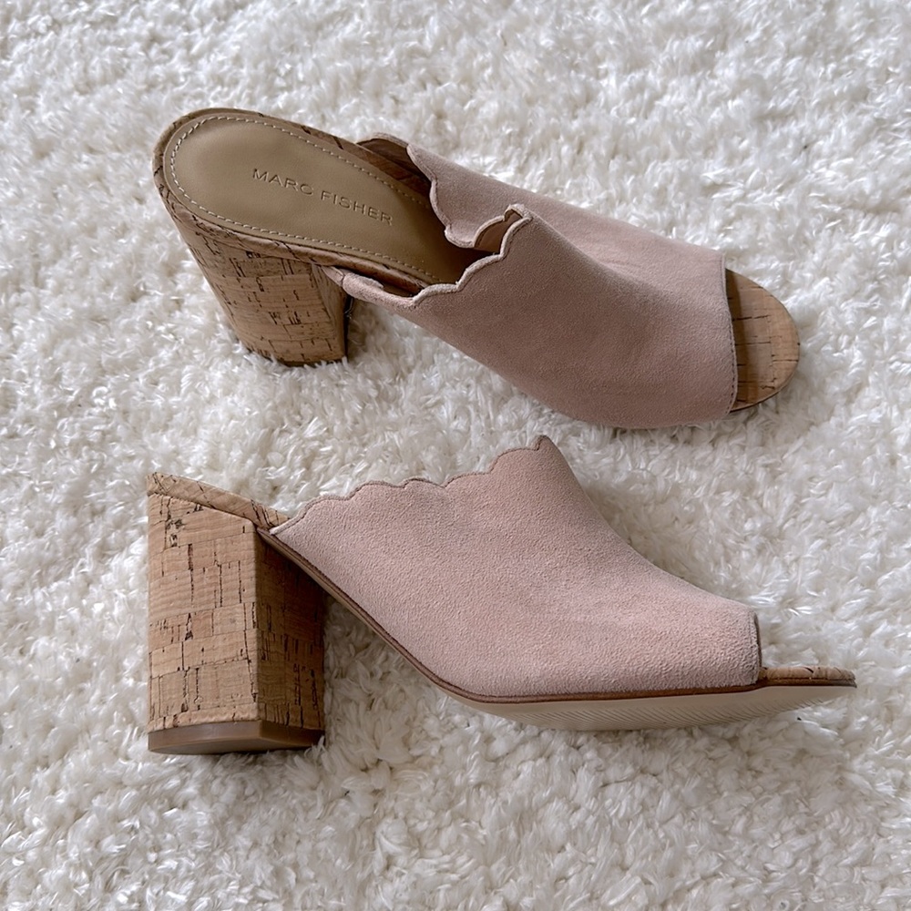 Marc Fisher Soft Pink Suede Scallop Cork Mule 7.5